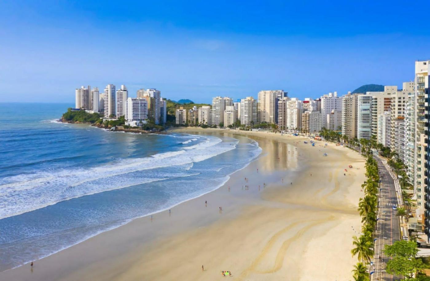 Sobrado 08 Com Duas Suites, Conf グァルジャー エクステリア 写真