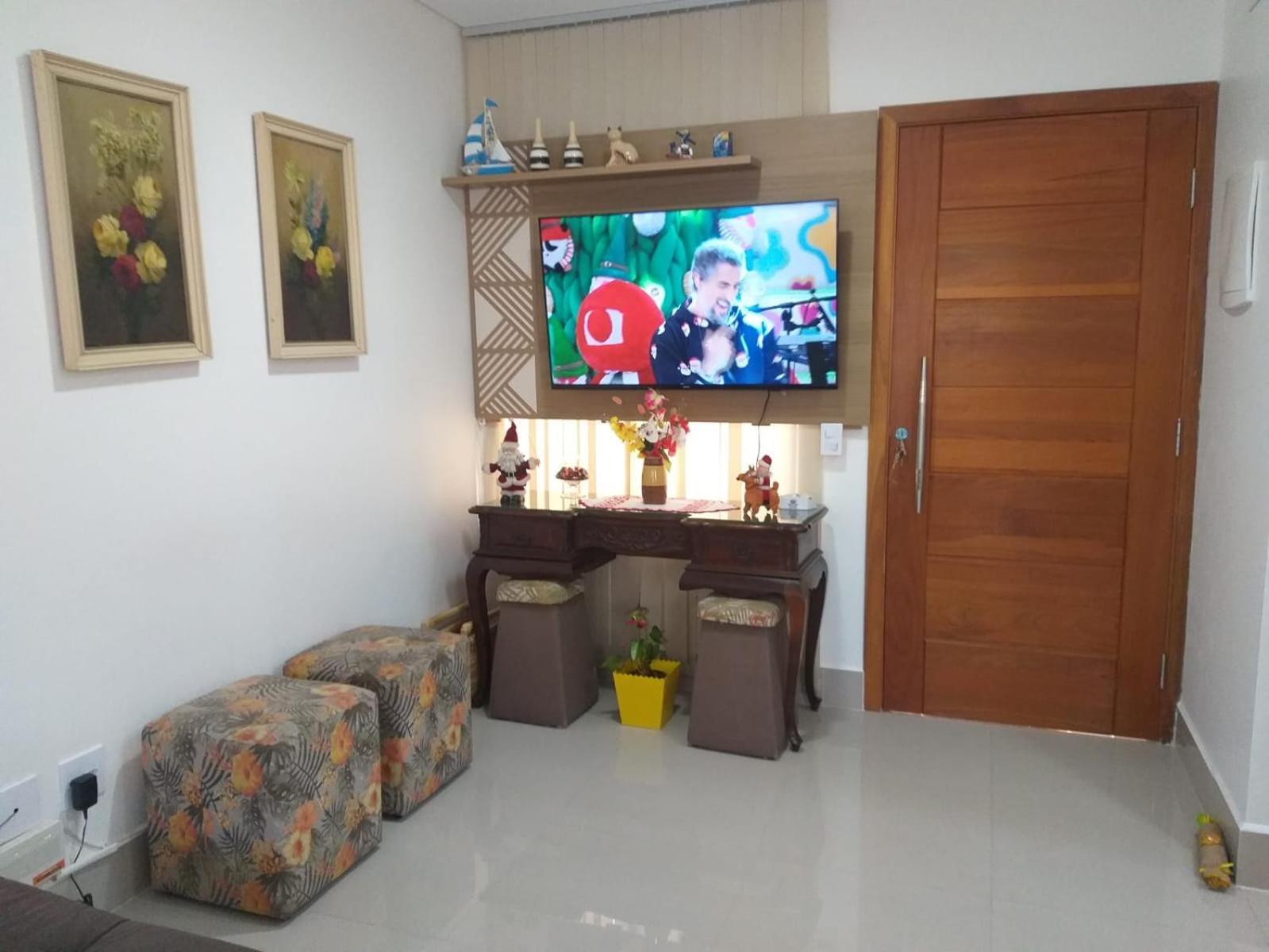 Sobrado 08 Com Duas Suites, Conf グァルジャー エクステリア 写真