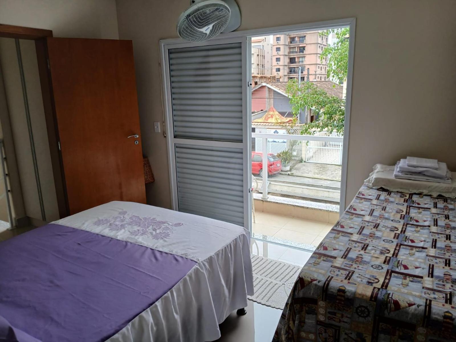 Sobrado 08 Com Duas Suites, Conf グァルジャー エクステリア 写真