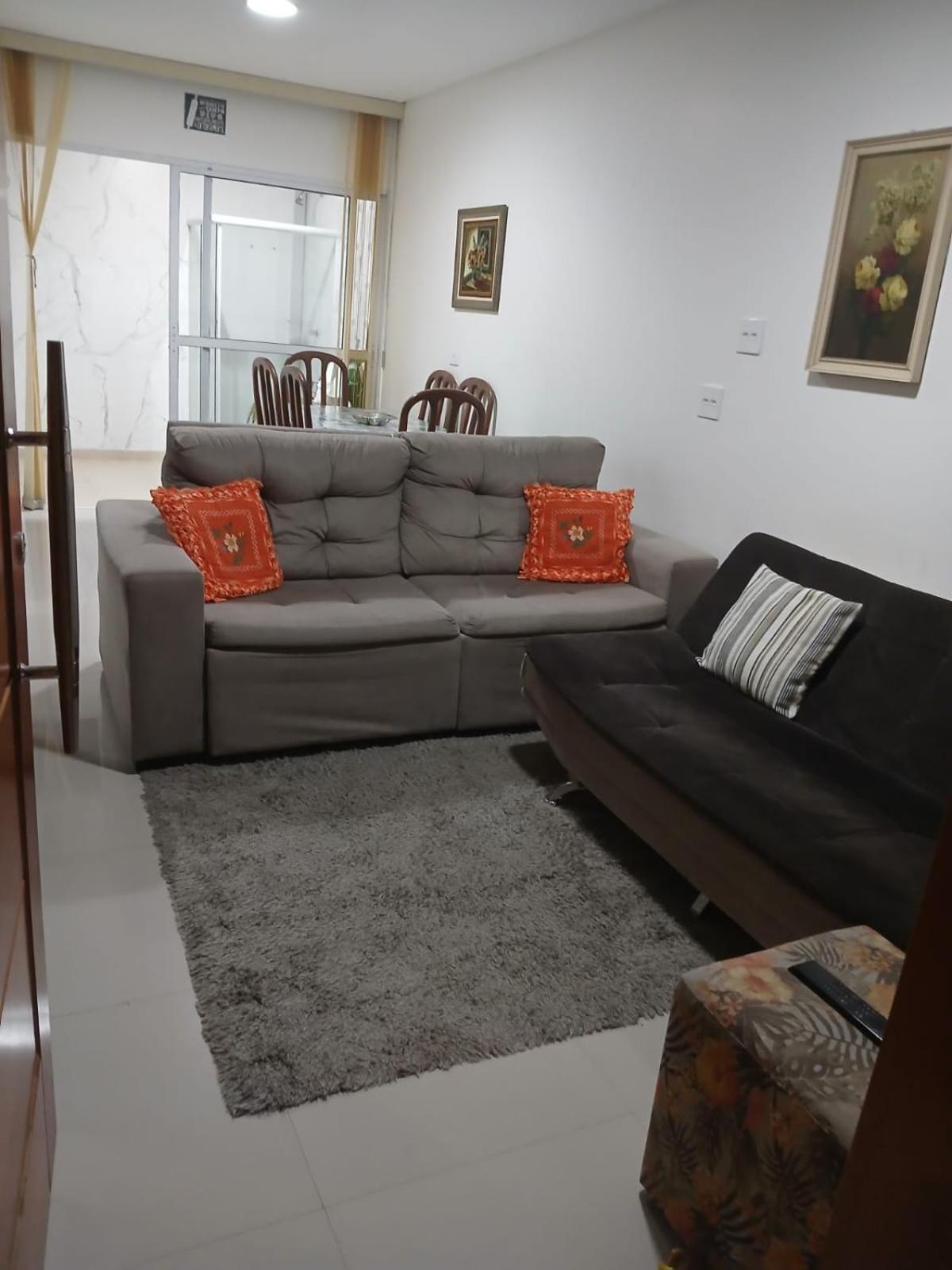 Sobrado 08 Com Duas Suites, Conf グァルジャー エクステリア 写真