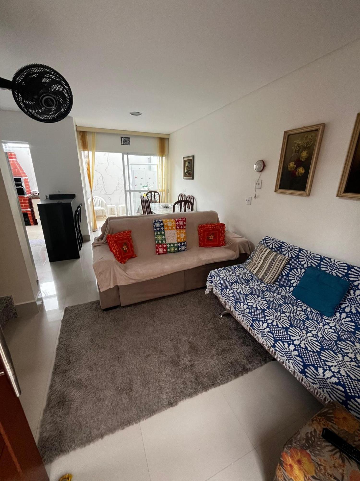 Sobrado 08 Com Duas Suites, Conf グァルジャー エクステリア 写真