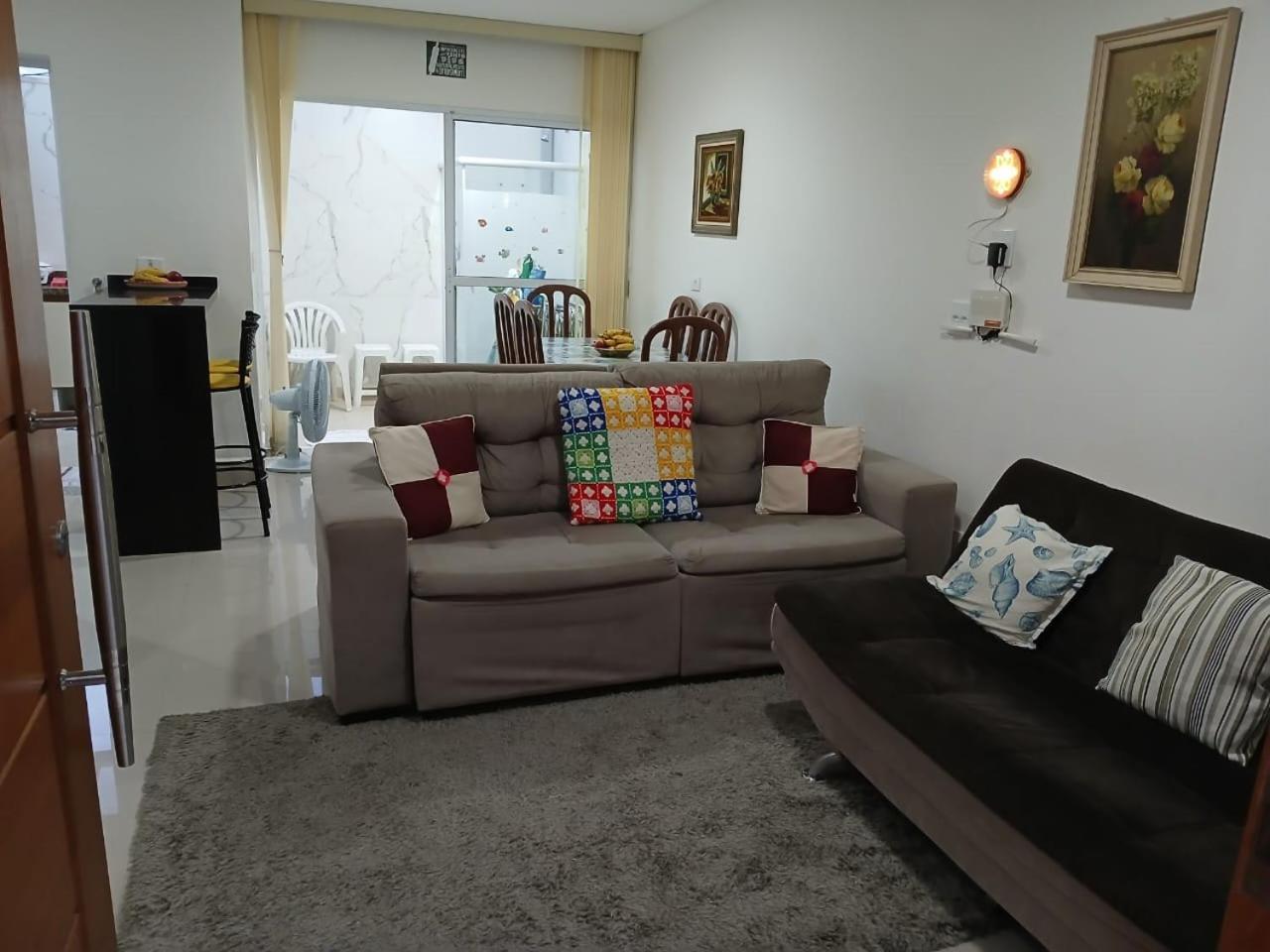 Sobrado 08 Com Duas Suites, Conf グァルジャー エクステリア 写真