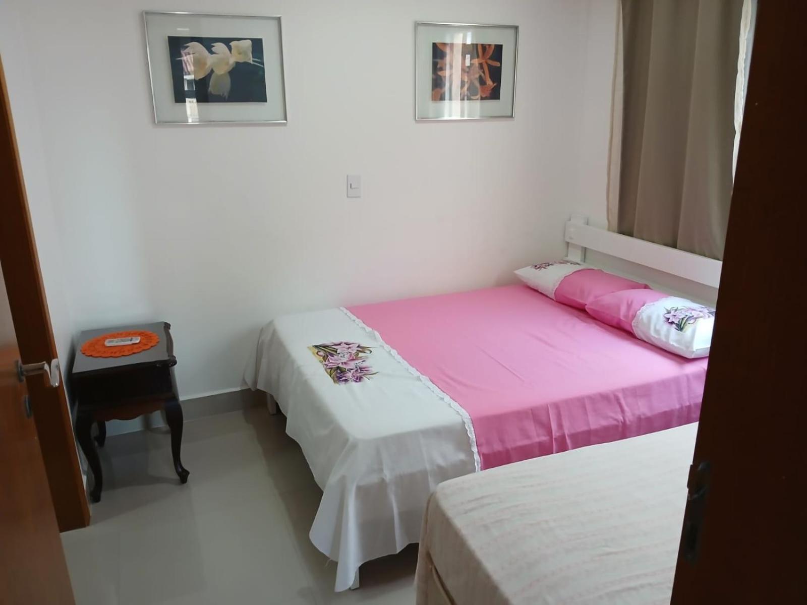 Sobrado 08 Com Duas Suites, Conf グァルジャー エクステリア 写真